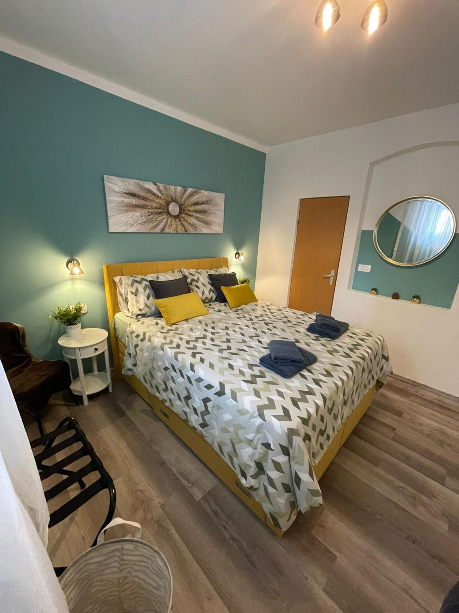 Apartment Eli Pula Luaran gambar